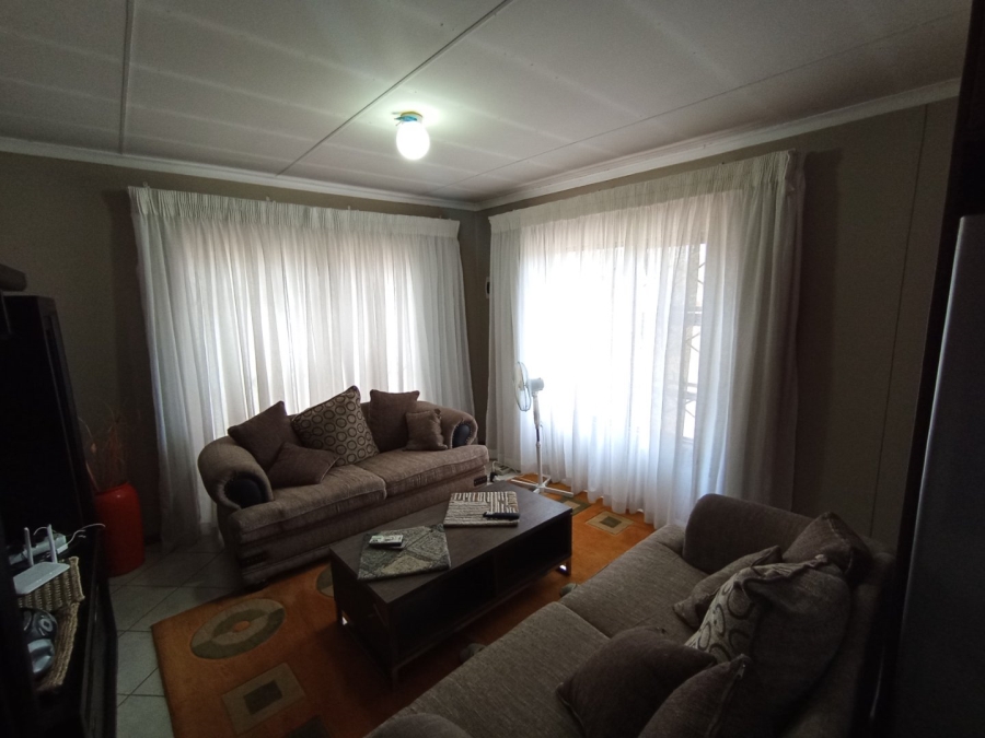 3 Bedroom Property for Sale in Pinehaven Free State